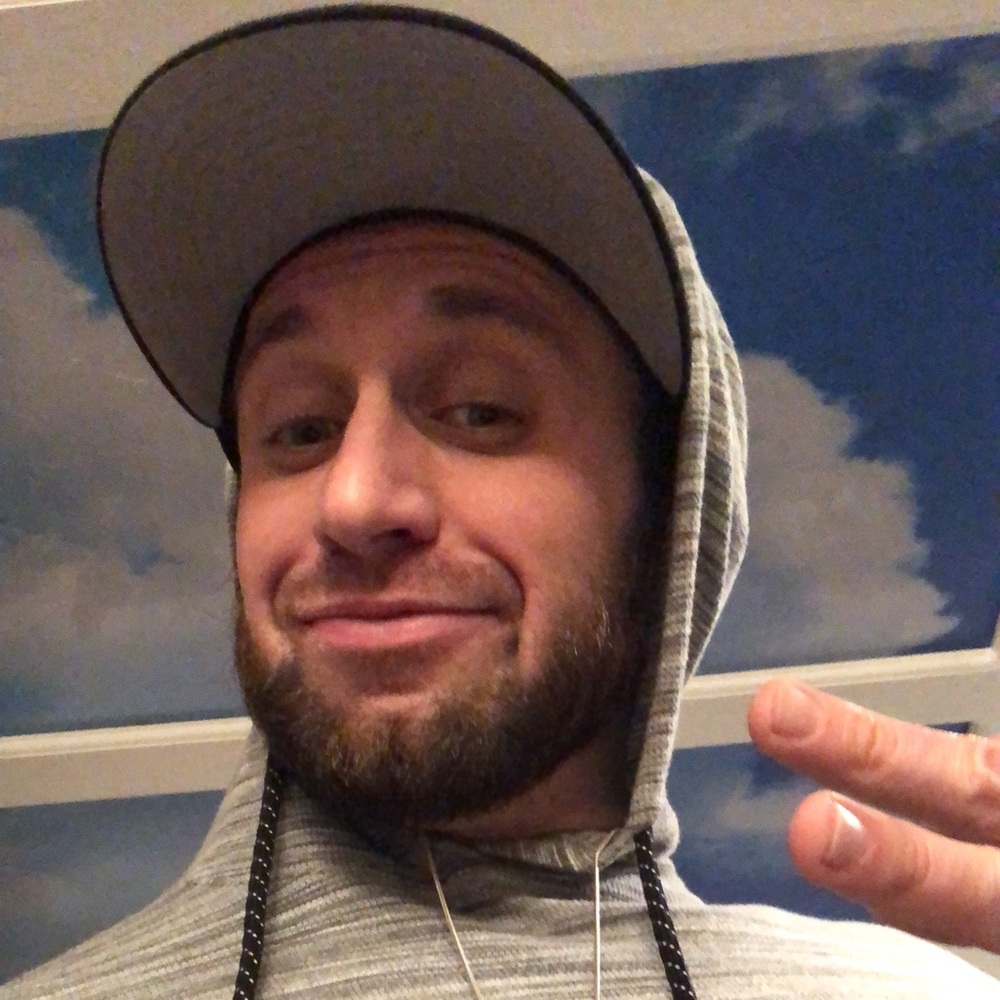 Meet your Posher, Connor